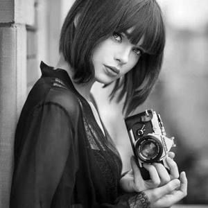 Meet your Posher, Alma